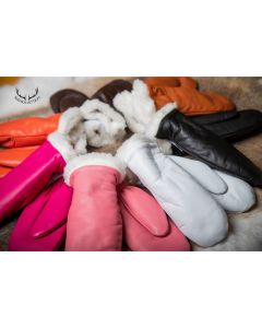 Pink leather mittens for women, 50% merino wool